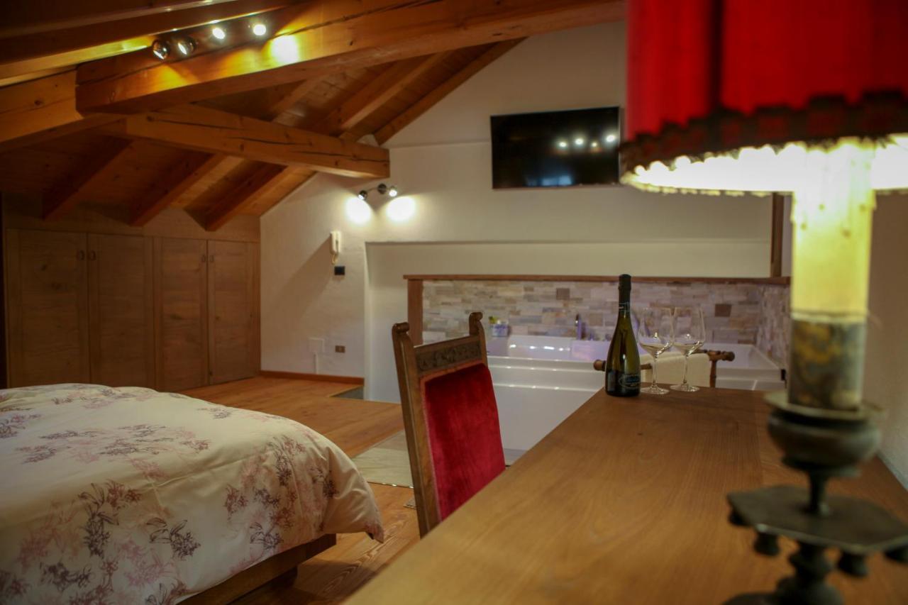 Maison Bordon - Le Petit Chateau Нюс Экстерьер фото